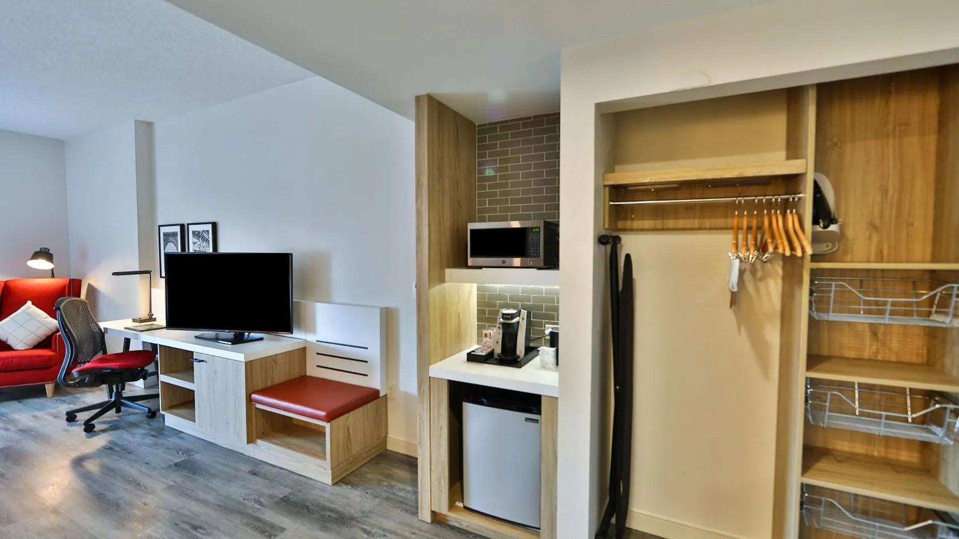 Hilton Garden Inn Savannah Historic District 3*,